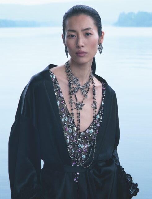 CHANEL發布2024/25工藝坊系列廣告大片 一覽造型亮點與工藝