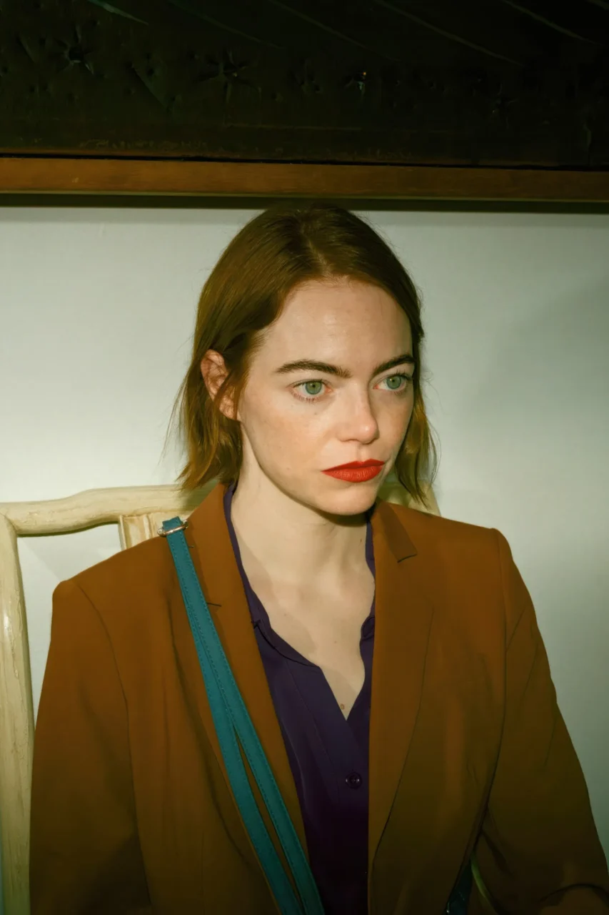 《Bugonia》釋出首支預告片！Yorgos Lanthimos 與 Emma Stone 再度攜手打造暗黑寓言
