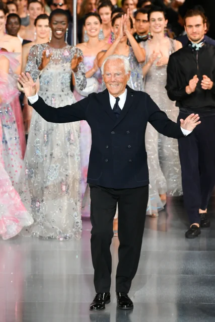 Giorgio Armani 逝世終年91歲!關於Armani先生的5件事:夢想當醫生、為200多部電影設計戲服⋯⋯