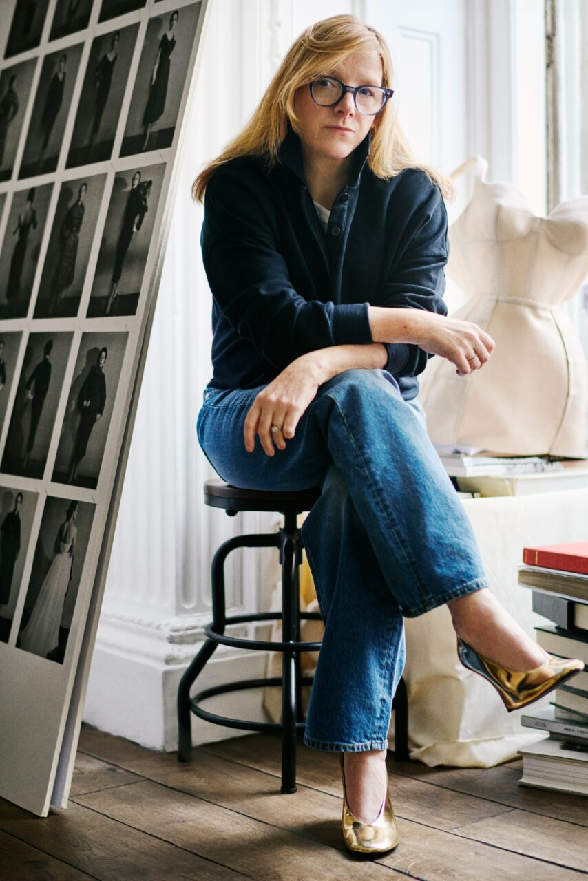 專訪Givenchy創意總監Sarah Burton:「擁抱女性的每一面,從女性的角度去理解感性的想法。」