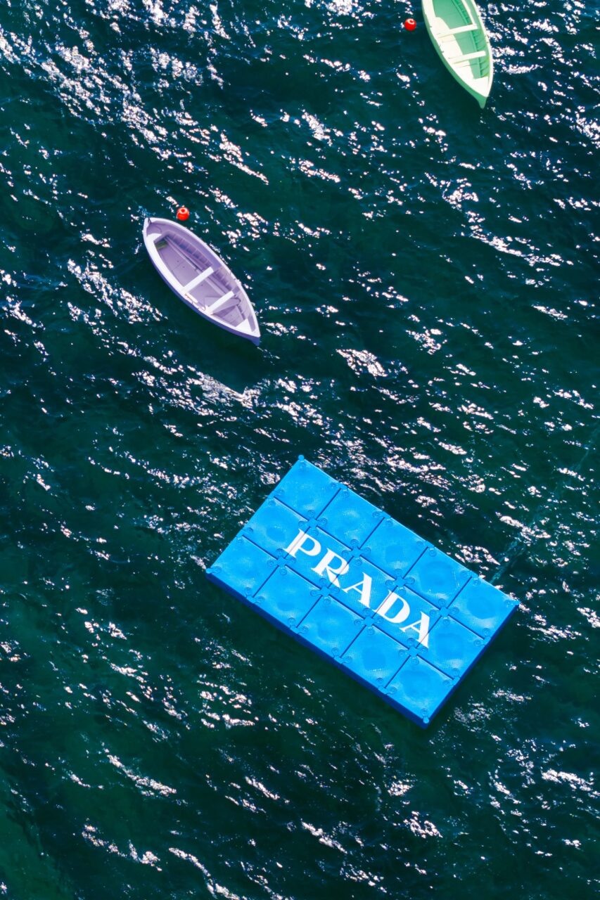 2025年夏季全球最時尚的海灘和泳池推介：Prada海灘、Burberry泳池···