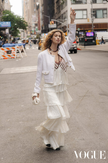 2025秋季時尚趨勢：扭轉 Tweed 成熟形象，巧妙穿出學院風格