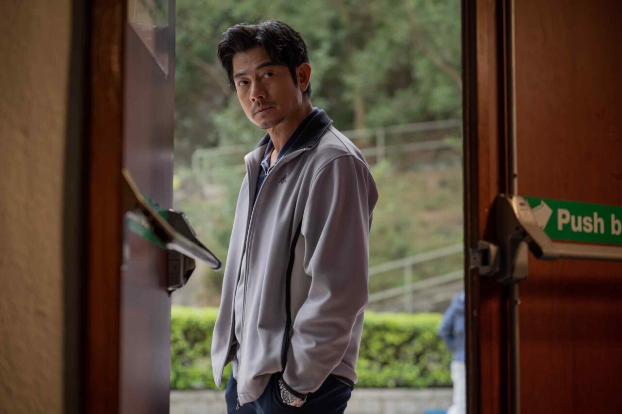 《無名指》影評：時間的寓言與情感的重生