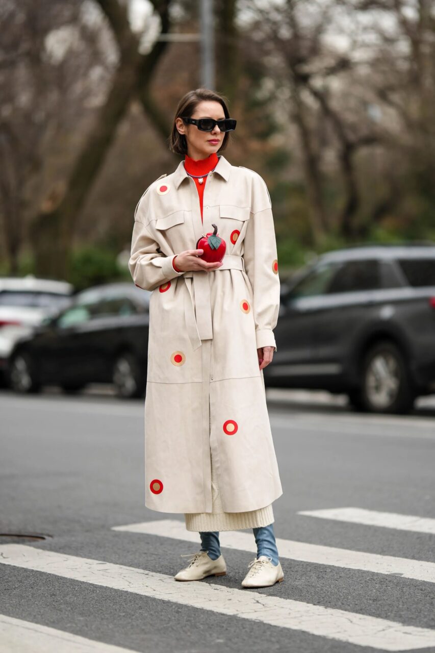 芭蕾平底鞋熱潮減退？法式德比鞋 Derby shoes 或將成為秋季新寵！