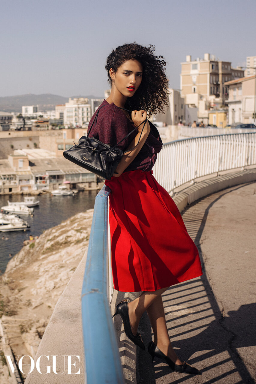 2025早秋時尚趨勢：「色彩斑斕」是踏入秋季的關鍵詞，以濃厚色彩使衣櫥重煥光彩！