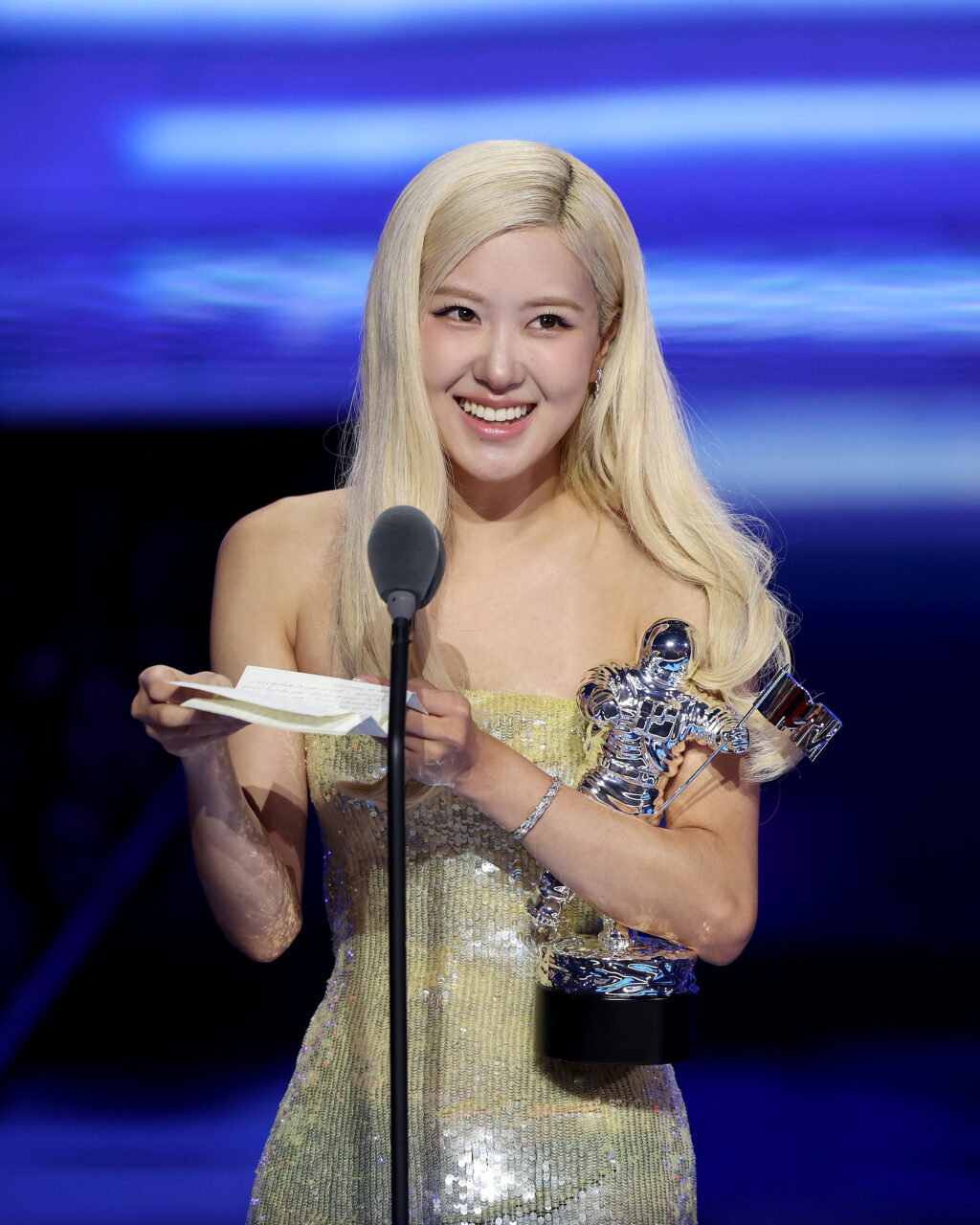 VMA 2025|MTV錄影帶音樂大獎獲獎名單出爐:Rosé憑〈APT.〉斬獲年度歌曲、Lady Gaga狂攬4項大獎