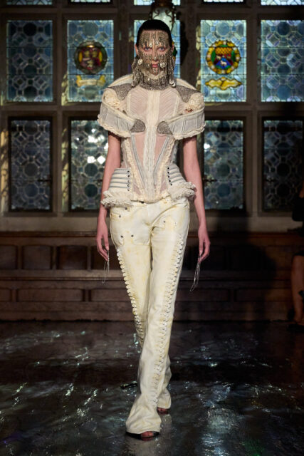 The See And Be Seen Show Of London Fashion Week: Dilara Findikoglu