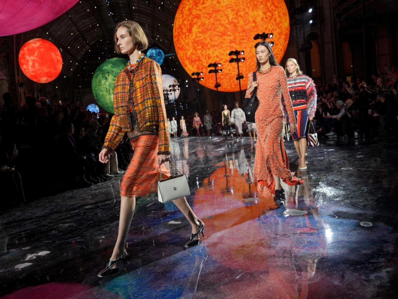 5 款必買 2026 春夏 CHANEL 手袋：經典手袋重新演繹，宣告正式進入 Matthieu Blazy 時代！