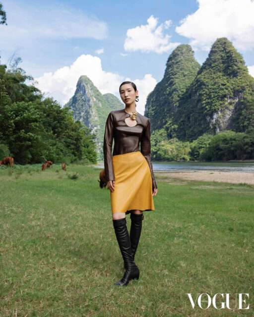 如何令 2025 秋冬穿搭顯得更亮眼？必買大膽色彩的鮮豔皮革單品！