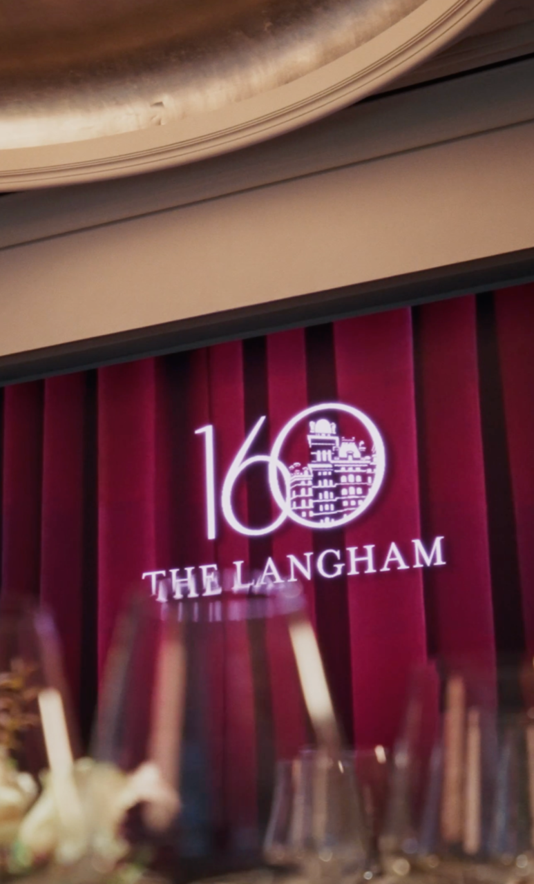 朗廷酒店與Vogue Hong Kong共譜藝術盛宴⁠，阿云嘎深情獻唱、Joshua Bell壓軸演奏，城中名流齊聚朗廷之夜