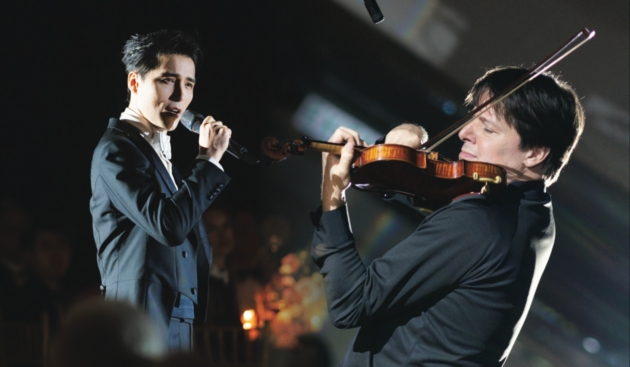 朗廷酒店攜手 Vogue Hong Kong 呈獻夢幻之夜，阿雲嘎與 Joshua Bell 共譜華麗樂章