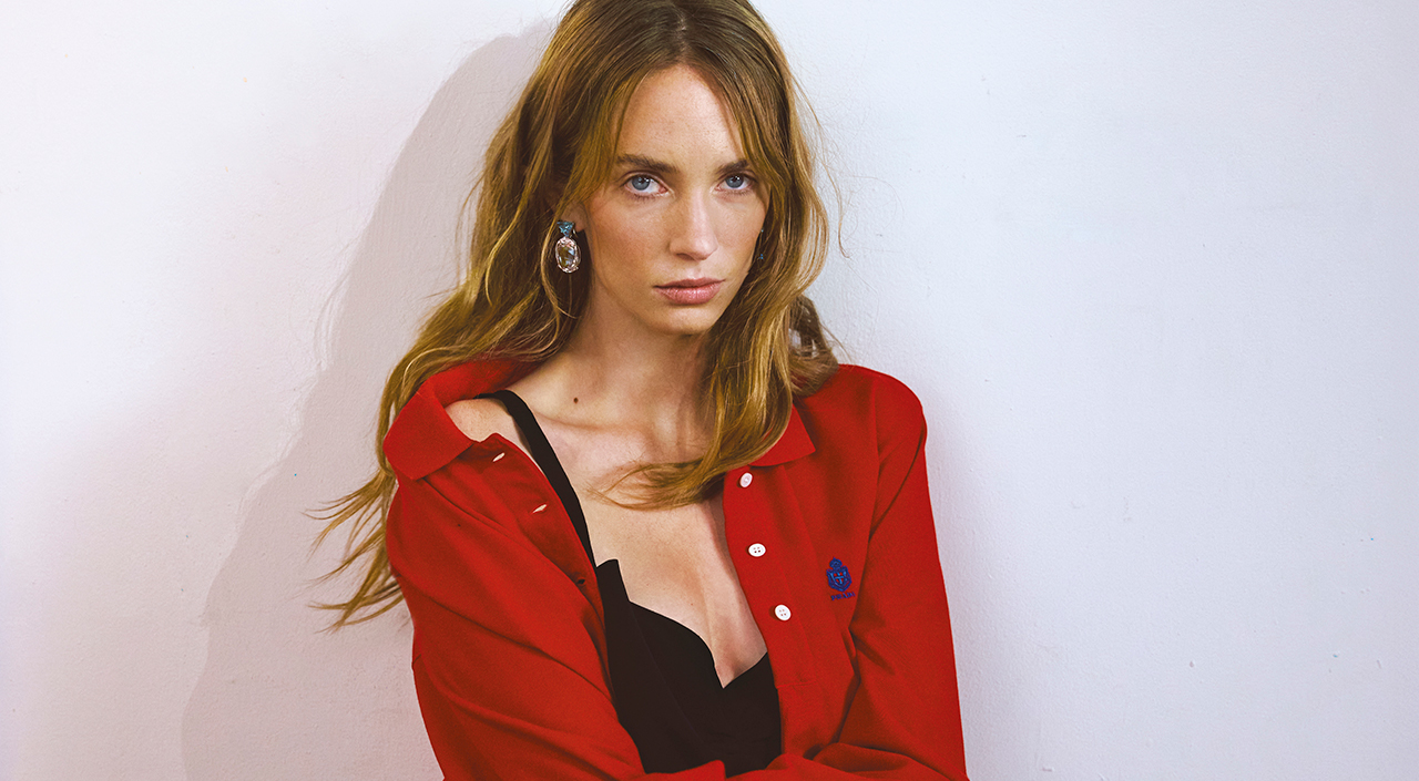 二月刊封面｜Maya Hawke 在掙扎中淬煉力量