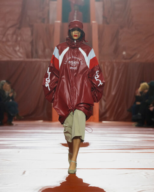 經典與性能的當代交鋒,衣服為載體重演 René Lacoste 的經典戰役|Fall / Winter 2026
