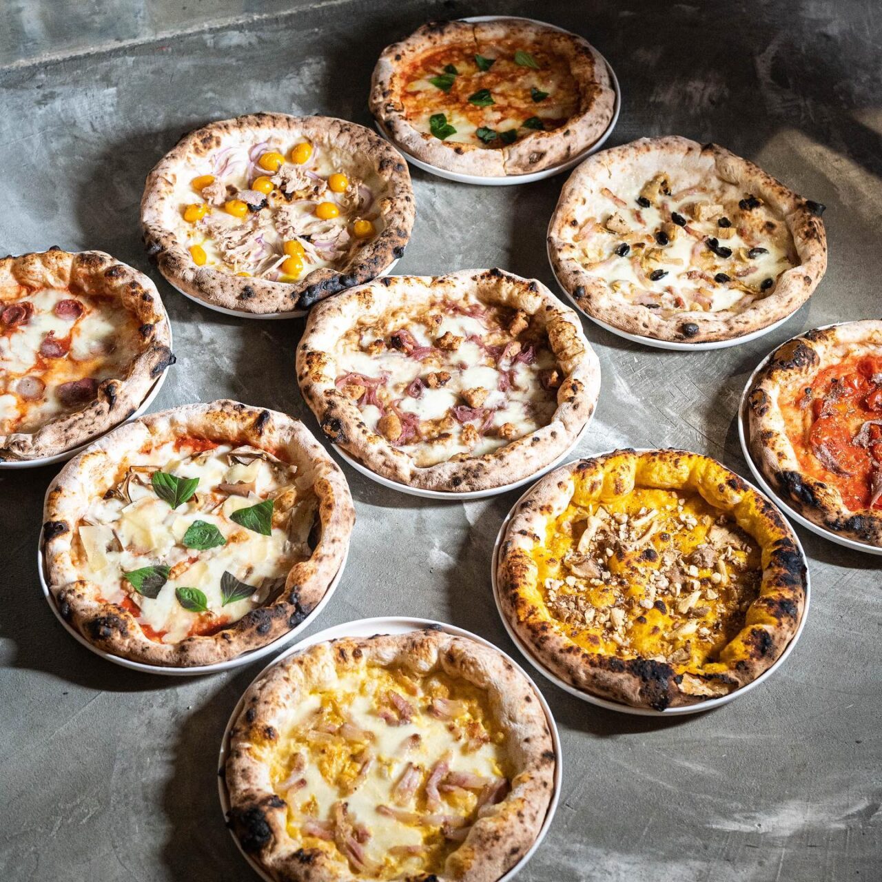 香港Pizza店推介！榮獲亞太區「50 Top Pizza」Vesu Pizza Bar手工拿坡里薄餅、以石爐高溫烘烤Mother of Pizzas及三重芝士意大利 pizza 等⋯⋯