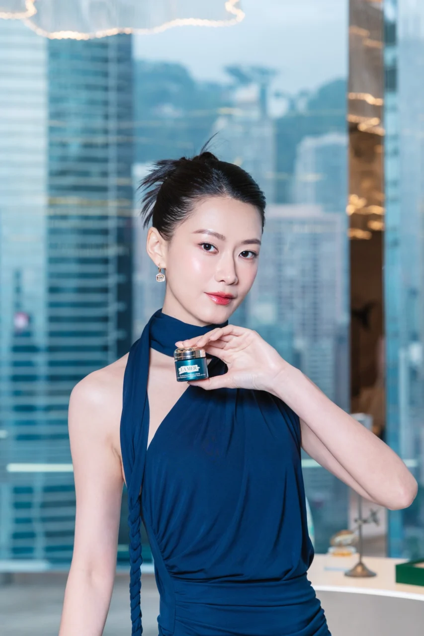 La Mer於城市天際之上打造光與能量流轉的沉浸式體驗「A Vision of Rejuvenation」，呈獻The NEW Rejuvenating Eye Cream精華修復眼霜登場