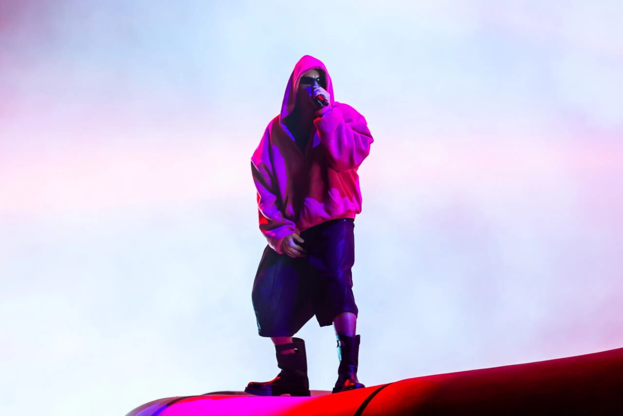 Coachella 2026｜Justin Bieber回歸「Bieberchella」，來自一位OG Belieber的樂評：與YouTube上的「年輕自我」跨時空對唱〈Baby〉、示愛妻兒Hailey與Jack···