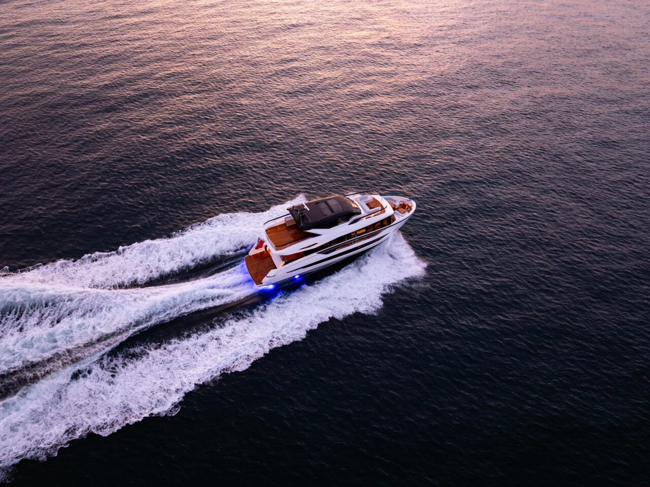 DCH Marine 於亞洲呈獻頂級遊艇 Sunseeker，以建築思維重新定義海上奢華