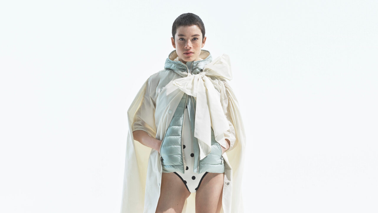 與Moncler一起「輕鬆入夏」：經典蓬鬆輪廓的玩味變奏