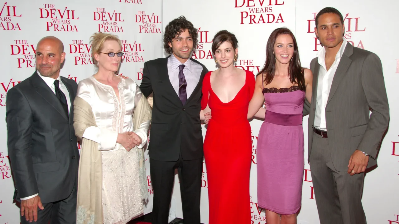 20 年前，《穿 Prada 的惡魔 The Devil Wears Prada》演員們都在首映禮時穿了甚麼？