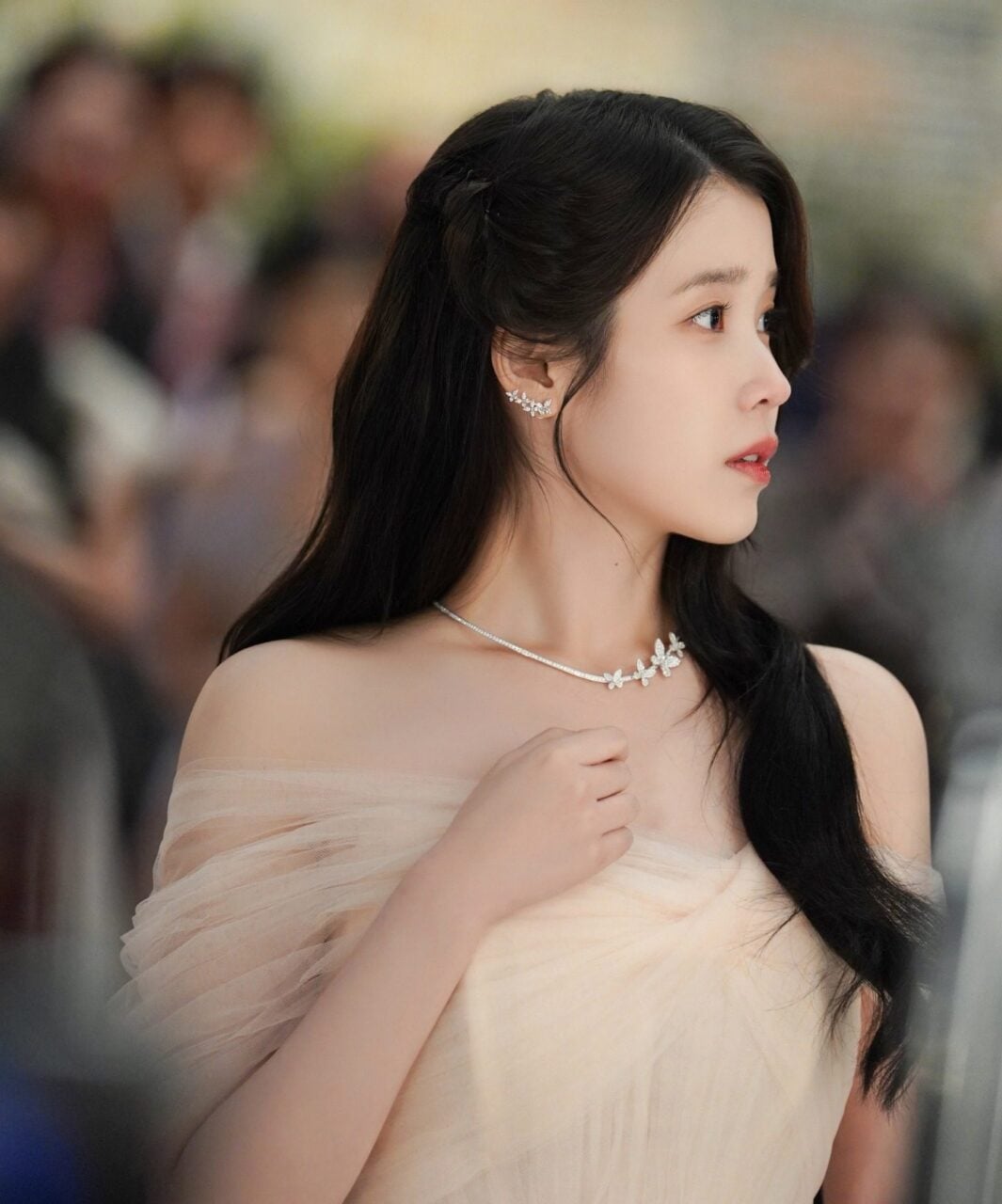 Photo Courtesy of Instagram @iu_edamofficial