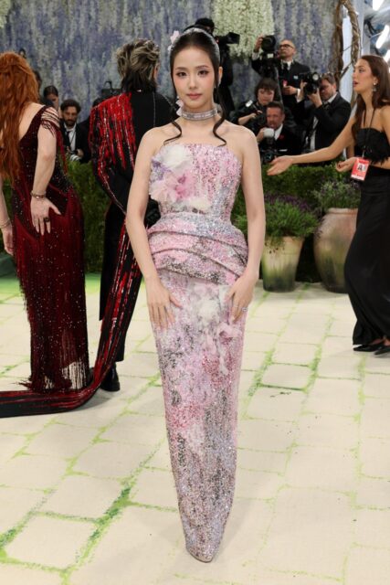 Jisoo Made A Dazzling, Dior-Clad Debut At The 2026 Met Gala
