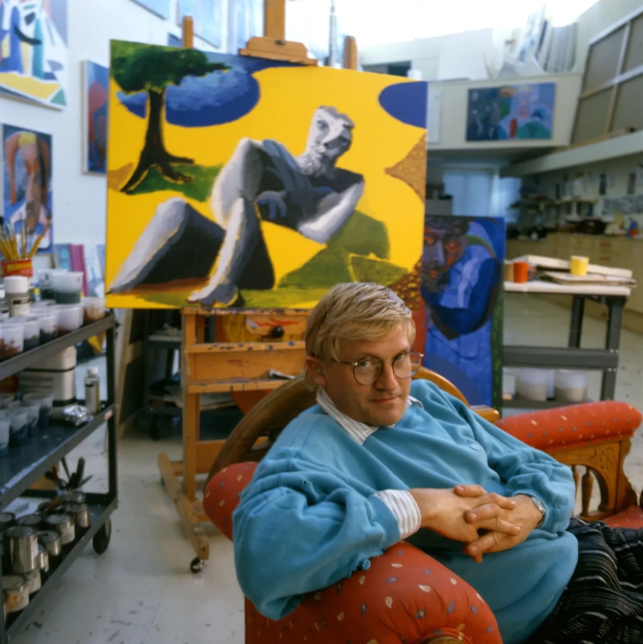 再見 David Hockney！以 40 張精彩照片合集，追憶這個為世界帶來鮮明色彩的藝術巨匠