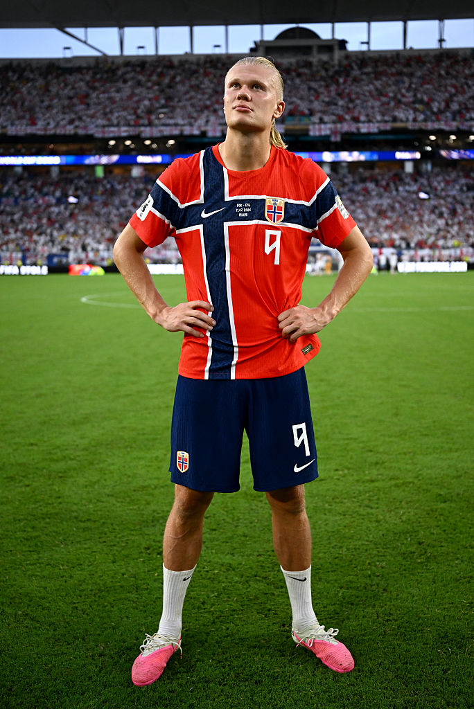 Erling Haaland 夏蘭特生日快樂！25 歲首次率挪威闖入世界盃八強，12 件事認識挪威「魔人」的傳奇之路