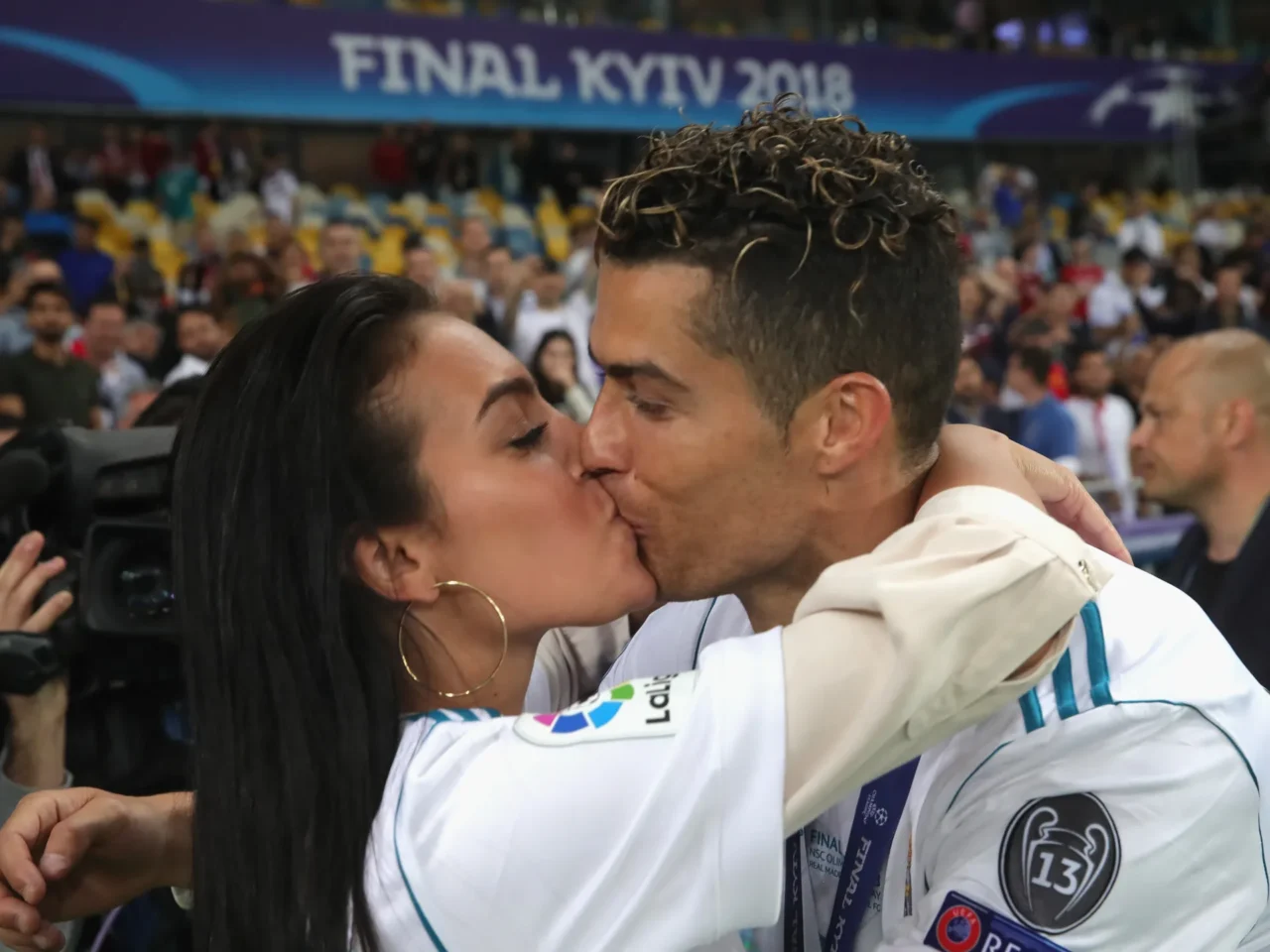 Cristiano Ronaldo 與 Georgina Rodríguez 完婚！由馬德里初遇到葡萄牙訂下終身，一文看C 朗與 Georgina 的十年愛情故事