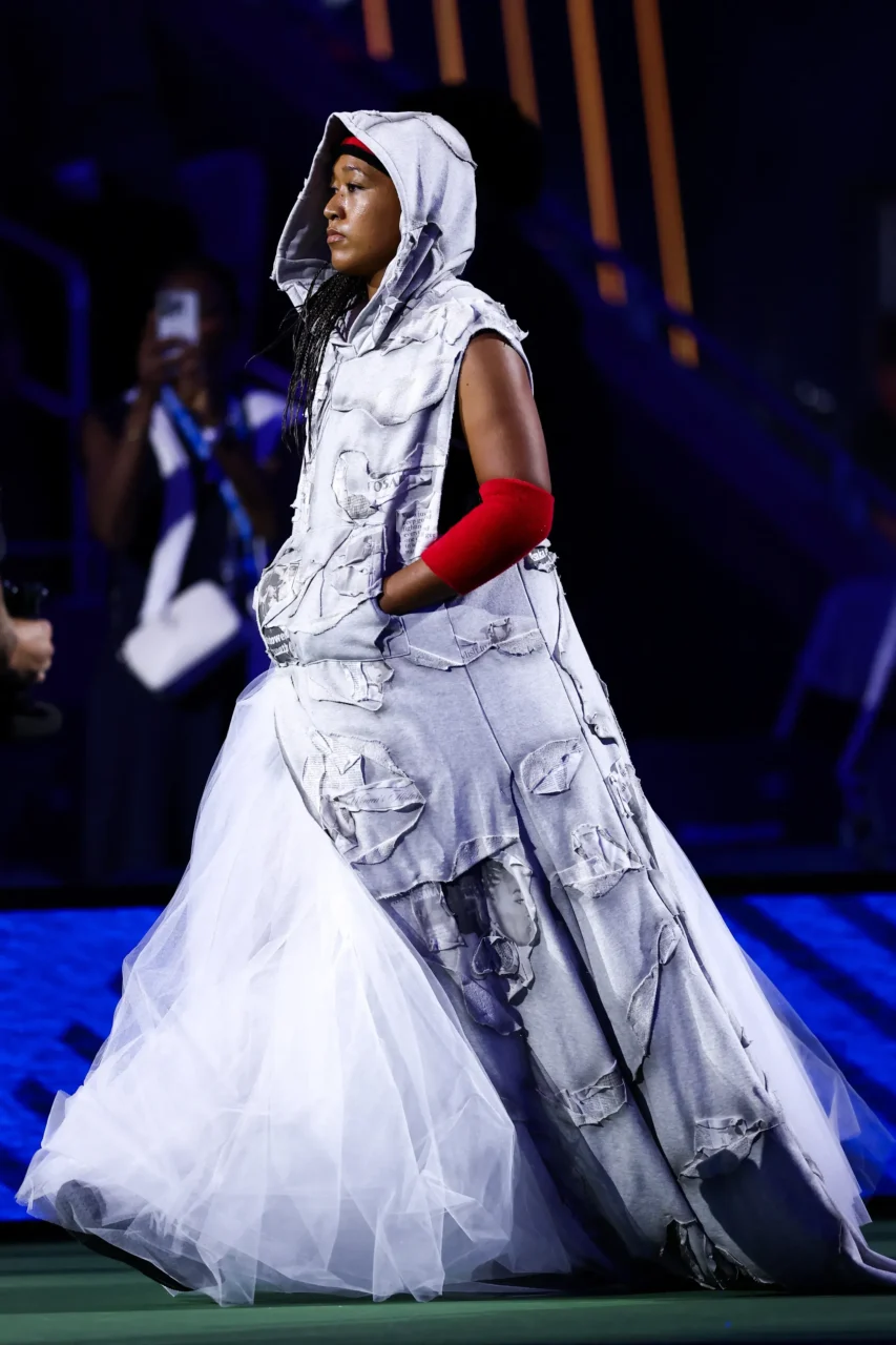 2026 美國網球公開賽場上造型盤點：Naomi Osaka、Serena Williams、Carlos Alcaraz 等名將的最佳時尚瞬間