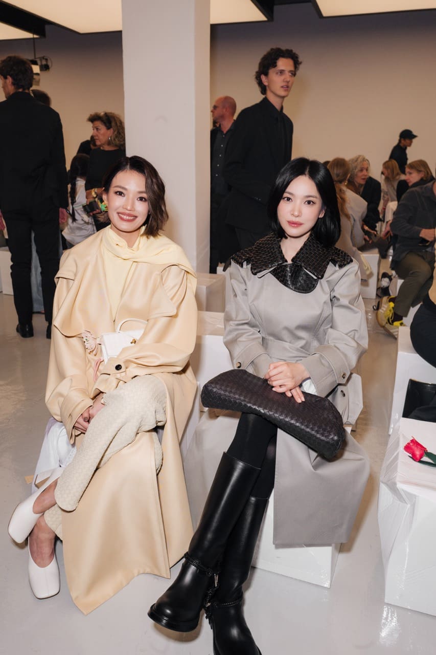 Bottega Veneta 捕捉春夏交替的「過渡」之美,宋慧喬、舒淇等見證 Louise Trotter 新作|Summer 2027