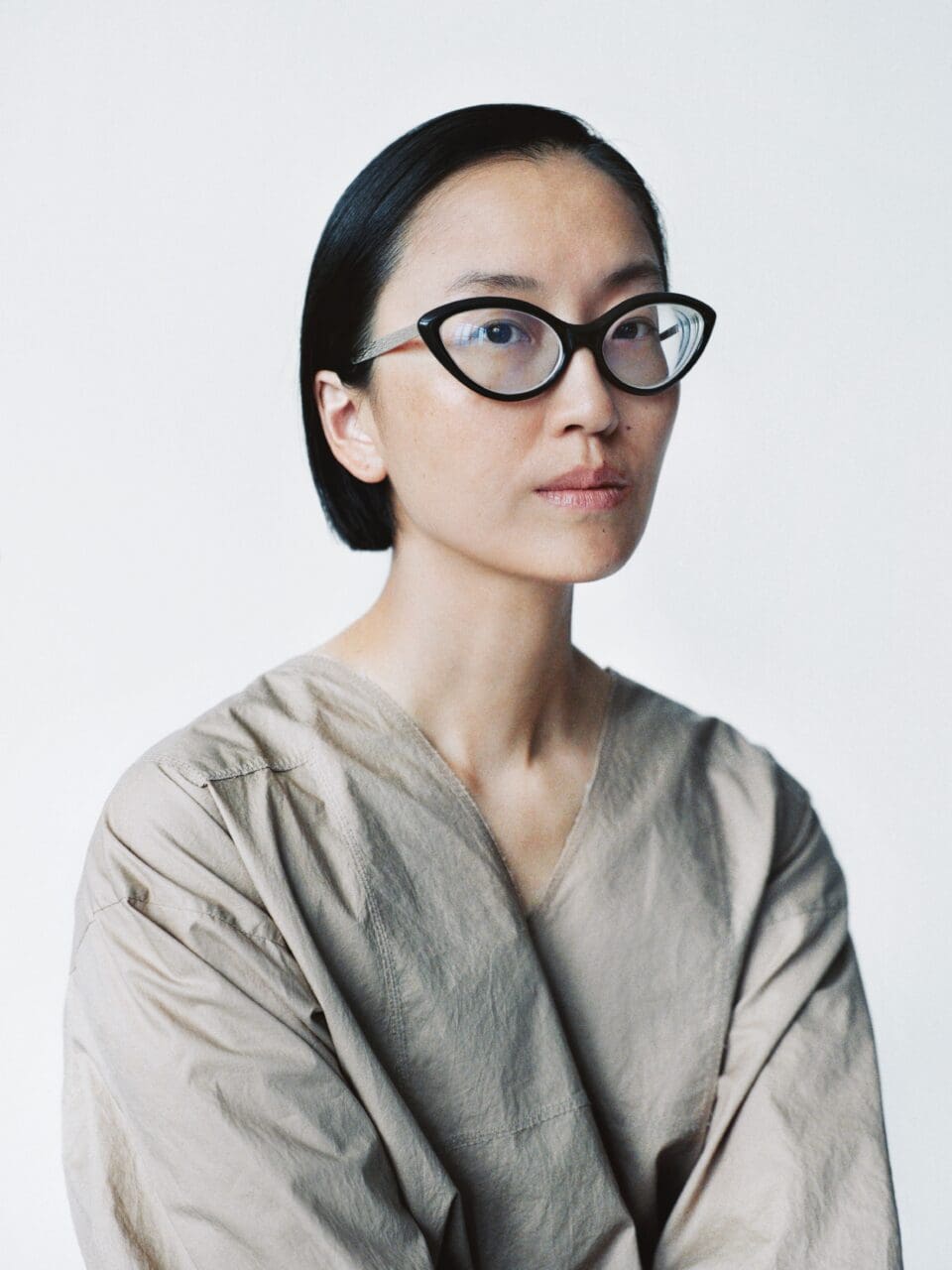 何謂「現代、東方」的服裝語言?專訪 Ms MIN 創辦人劉旻:「最重要的是誠實地打磨自己、肯定自己,創造出真正屬於自己的語言。」