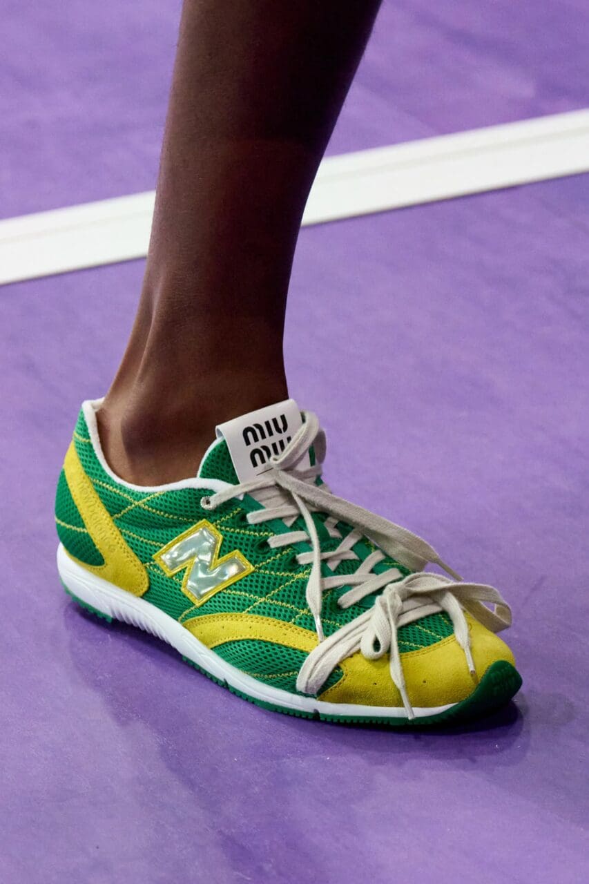 2027 哪一雙運動鞋最炙手可熱?精選 8 款必買潮流運動鞋推薦:Jacquemus x Nike、Miu Miu x New Balance 聯乘、Onitsuka Tiger TAI-CHI OG 等矚目登場,搶先鎖定下一波爆紅運動鞋!