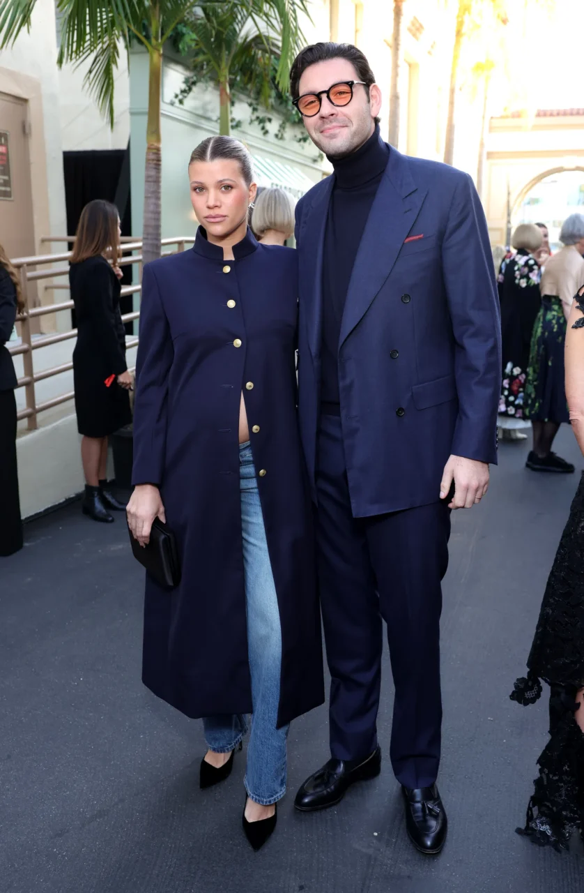 Sofia Richie Grainge 和 Elliot Grainge、Brooklyn 與 Nicola Beckham，為你盤點  Vogue World 2025 的名人情侶造型